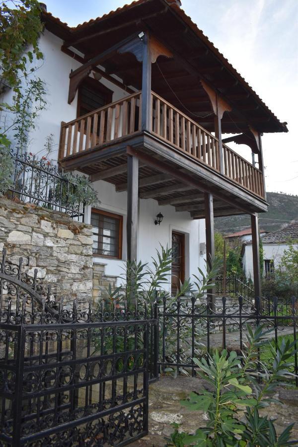 Lila'S Guest House Mikros Prinos Exteriér fotografie